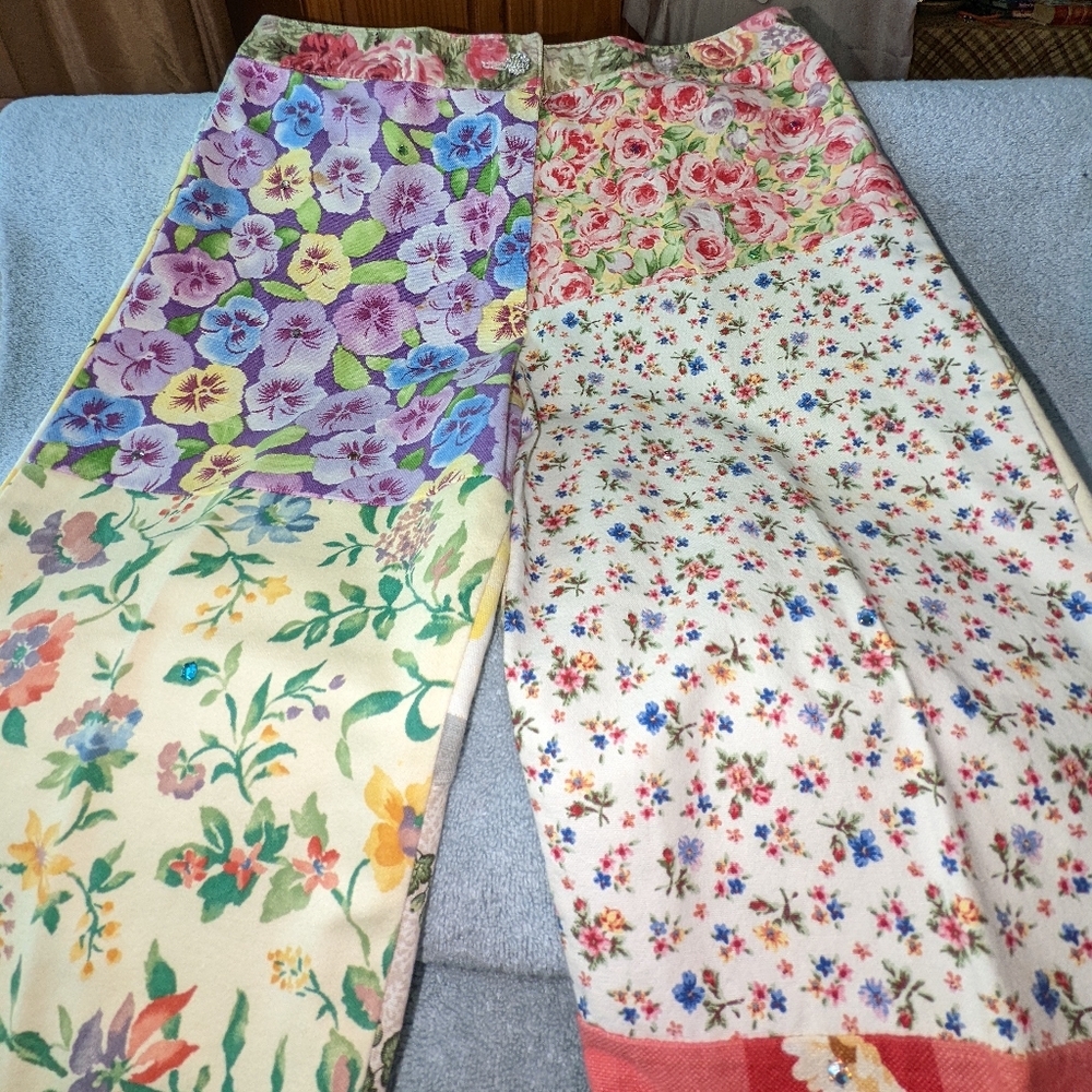 Rona Vintage Tablecloth Patchwork Plants. Size 8 - image 3